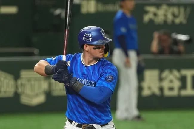 DeNA退団オースティン(34)、7年ぶりにMLB復帰。カブスとメジャー契約
