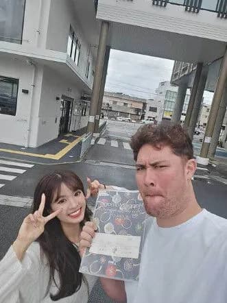 【悲報】巨人リチャードの婚姻届の証人wwwwwwwwwww