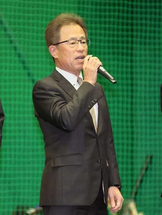阪神が仕事納め、粟井球団社長は「100周年に向けても強いチームであり続ける」と常勝軍団を目指すと宣言 球団人事も発表