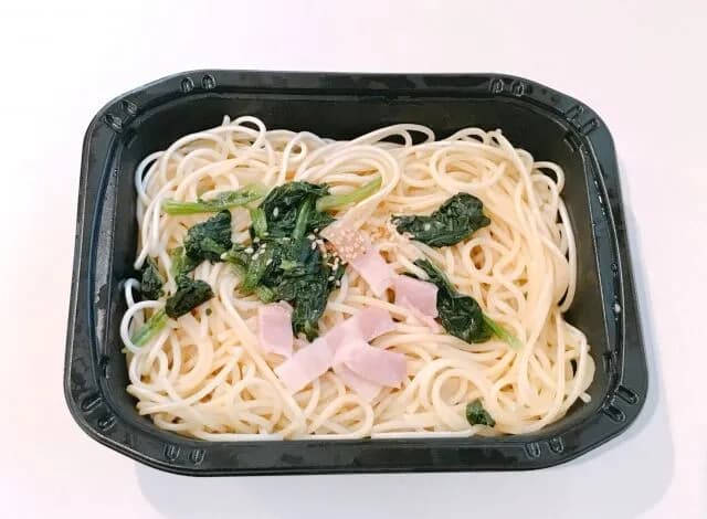 冷凍パスタ、説明通りに電子レンジかけたらまだシャリシャリ説