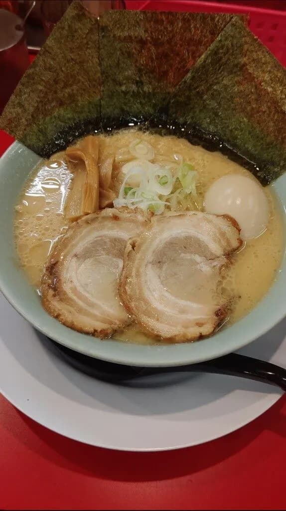 【画像】このラーメンに500円出せますか?