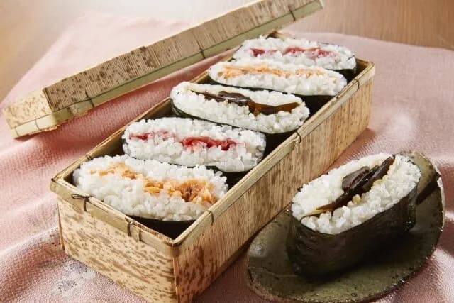 三大謎ブーム「マリトッツォ」「おにぎらず」「高級食パン」