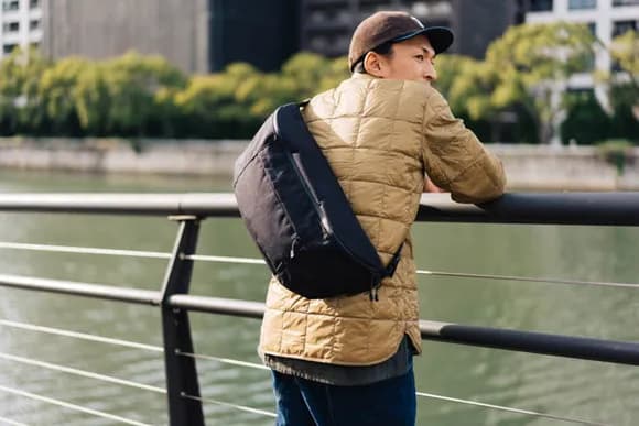 【緊急】女さん「ボディバッグ付けてる男はナシ!」←これに対応する方法wwwww