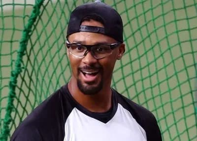 実際横浜のデュプランティエ、1年契約4.7億円ってどうよ