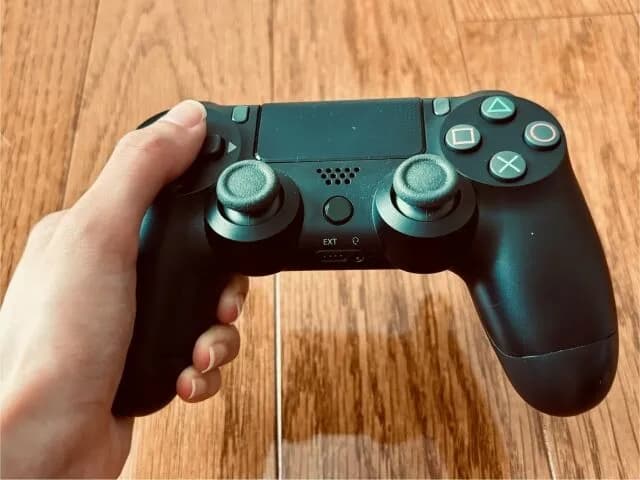 53歳だが、いまだにゲームして、お菓子とジュース飲んでるけど、普通か?