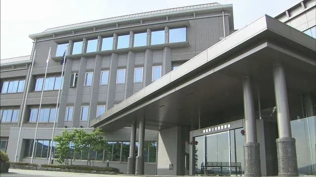 コンビニなどに「わいせつDVD」を置いた疑い 会社役員の男(67)を逮捕「元気な男性 ご自由にどうぞ」