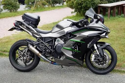 【朗報】ワイ、このご時世に大型バイクを契約wwwwwwwwwwwwwwww