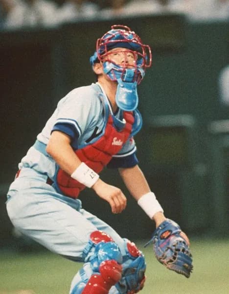 捕手に一番必要な能力は?お前らA「ブロッキング」お前らB「キャッチング」お前らC「スローイング」