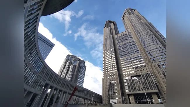 都庁「氷河期世代限定の都職員20人募集中!!!」1142人が応募してしまうwww