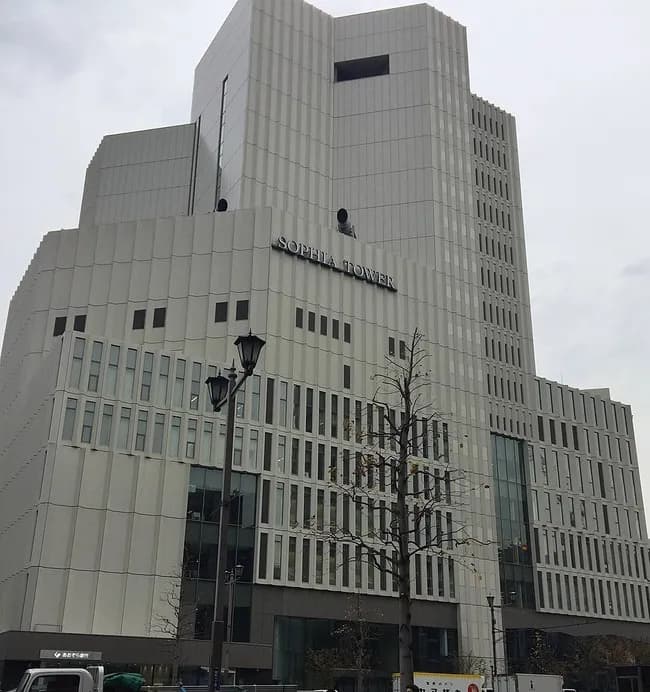 大手銀「あなたは今日から応接室で1人で勤務して」→3年3カ月耐え続けた結果