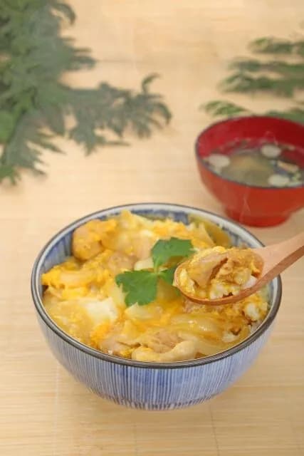 【命題】“親子丼”ができる食材、鶏しかない。