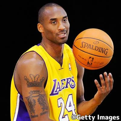 【悲報】2017年米メディア「あのコービーが大谷をドジャースに勧誘!」ワイ「誰だよ😂w」