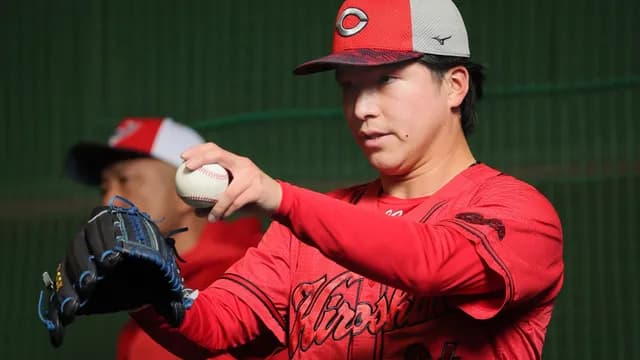 【悲報】カープ黒原『腰椎椎間板ヘルニア』で手術。復帰時期は未定。