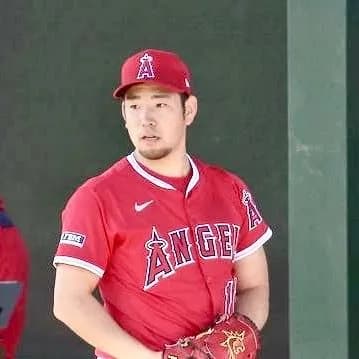 菊池雄星「あの…日本史上最強の左腕なんですケド…?」