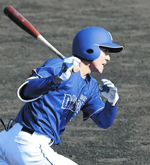 中日のルーキーがファームで躍動!ドラ4・能戸がマルチ安打デビュー&育成3位・三上は猛打賞で実戦8打数6安打!