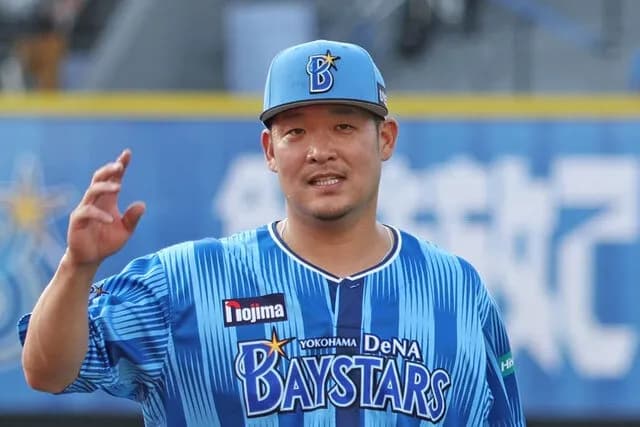 DeNA若手『客席にかわいい子いる!!😍』 → 注意できない牧のキャプテン剥奪