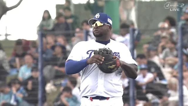 中日・サノー 守備いけるやん!