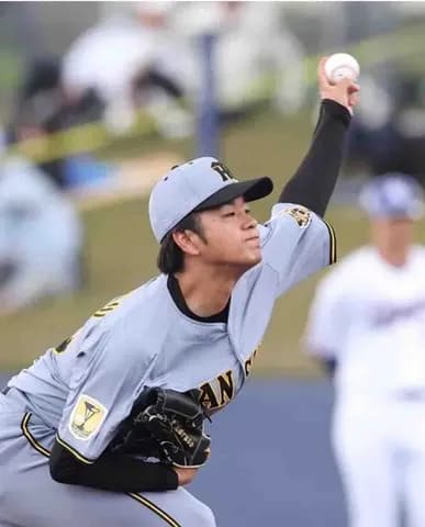 阪神 高橋遥人が1失点も2回5Kの圧巻投球 4連続Kにスタンドどよめく 沖縄でのOP戦登板は6年ぶり2度目