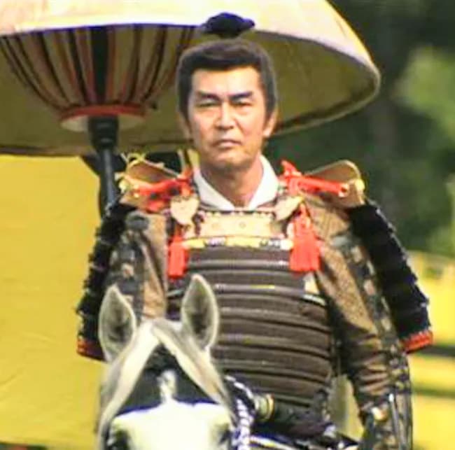 何故渡哲也の信長は角刈りだったのか