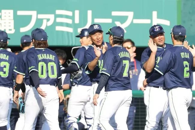 ヤクルト 1勝4敗