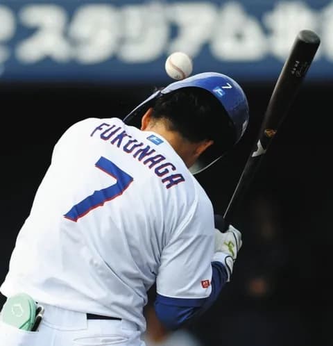 ロッテ石川柊太、1球で危険球退場…