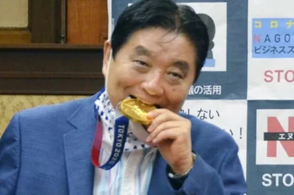 【悲報】河村たかし、金メダル噛んだあと叩かれてそれなりに傷ついていた模様・・・・・・・・・