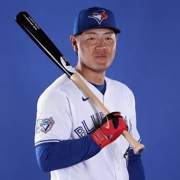 岡本、満塁から2点タイムリーツーベース