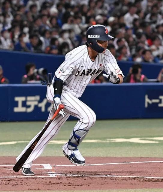 【悲報】西武源田「へい!ゴネテル(佐藤輝明)!メジャーはまだ早いんじゃないの?w」←これ