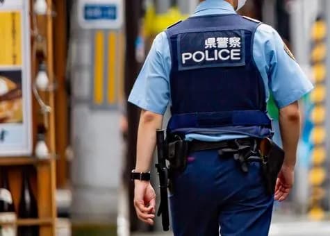 【悲報】ワイ、今日だけで3回も職質されるwwwwwwwwwwwwwwww