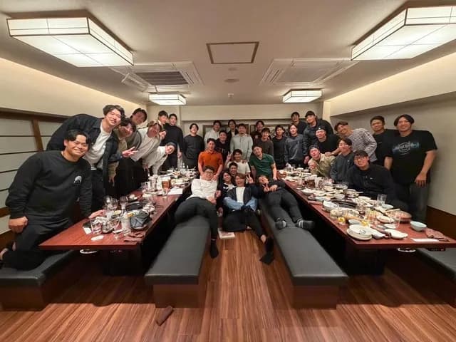 侍ジャパン焼肉決起集会 最年長の菅野がお支払い