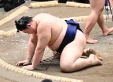 【悲報】横綱大の里さん三連敗wwwwwwwwwwww