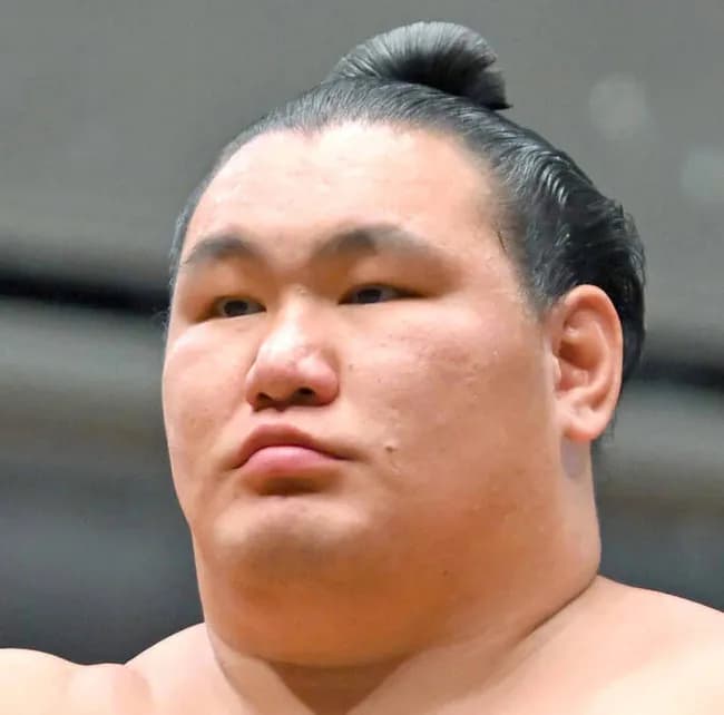 【悲報】横綱豊昇龍さん、金星配給