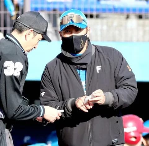 【日本ハム】新庄剛志監督「154キロくらい出ていた(笑)」中継ぎで1回完全、山崎福也を絶賛「向いてそうな気もします」