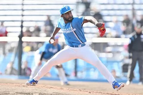 【日本ハム】新外国人ラオ、来日初先発し4回1失点 最速152キロ