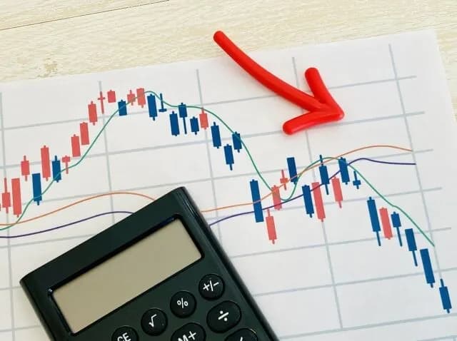 投資漫画「損切りのスピードこそが勝者の条件だ!!」NISA損切り民「損切りしよ!」