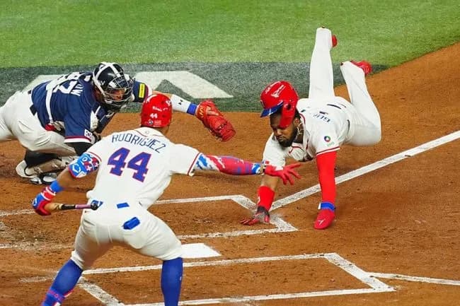 【動画】ゲレーロJr.とソトの片手ヘッスラ、ガチで上手すぎるwwwww