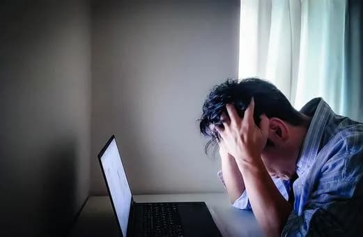 【道徳】あれれ?ワイくんが明日仕事に行きたくないって泣いてるよ?なんて声をかけようか?