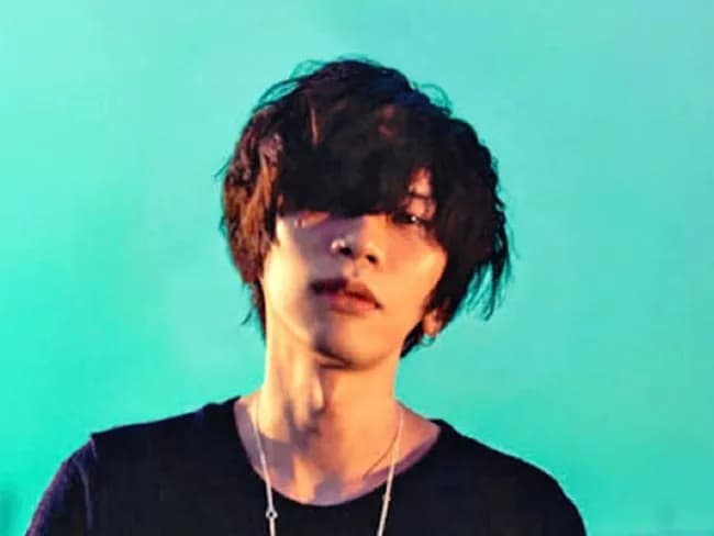 【悲報】米津玄師さん、JPOPアーティストNo.1の座を引きずり降ろされる…