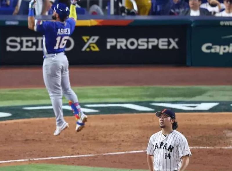 【悲報】侍ジャパン、大会初の準々決勝で敗北 屈辱のベスト8