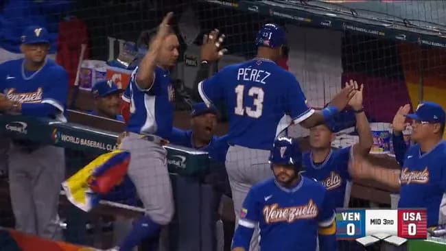 【WBC決勝・アメリカ対ベネズエラ】ベネズエラ、3回表1アウト二三塁からガルシアの犠牲フライで1点先制!!!!!!!!!!!!!!!!!