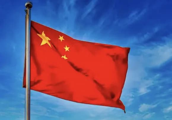 【悲報】中国「自国に対しネガティブな事を言うやつは国民の士気下がるから取り締まる!」wwwwww