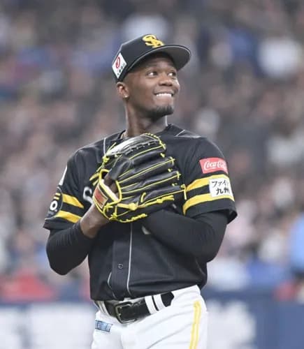 【悲報】SB小久保監督「モイネロと連絡がつかない」