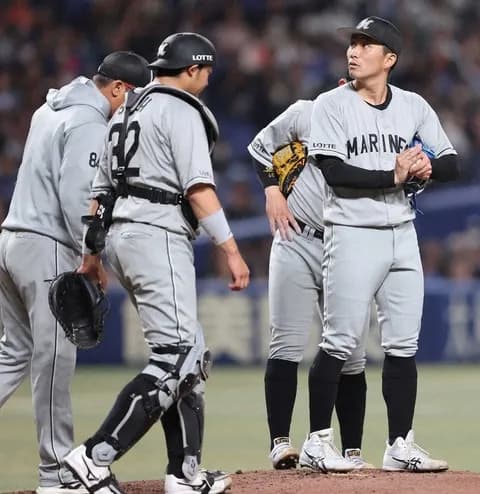 4回6失点の小島にサブロー監督「ガラッと変わるところを期待」