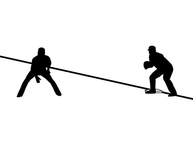 一塁ランナーはリードを思いっきり大きく取ってピッチャーが牽制したら二塁に行けばいいじゃん