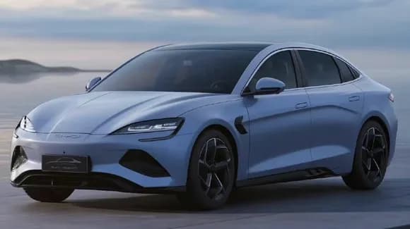 【悲報】BYD、走行30万キロまでバッテリー保証へ。国産は完全にオワコンか・・・・?