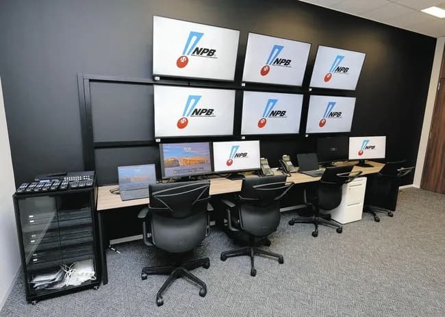 【画像】今年から運用のNPBのリプレーセンター、公開される wwwwww