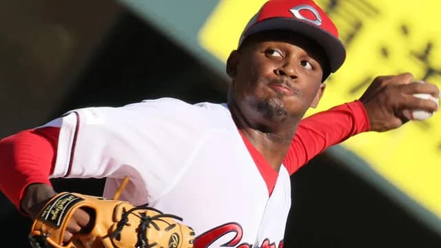 カープアリア0.2回4四球5失点。日高1回2失点。小園&久保適時打!岡本3回0封!森下3回1失点もリリーフ陣炎上で大敗【広島2-9SB/2軍試合結果】