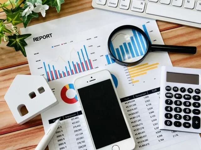 国民「投資で儲けた金ぜんぶ投資に使ったろ!」←いや消費に回せよ