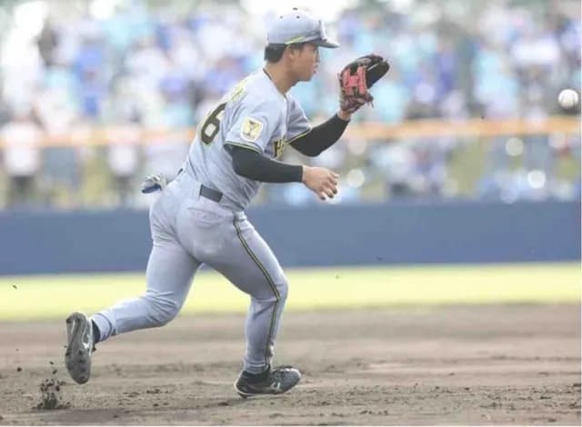 阪神・百崎蒼生 1号ソロ含む3安打猛打賞 平田2軍監督「曽谷からだよ!自信つけてほしいよ」