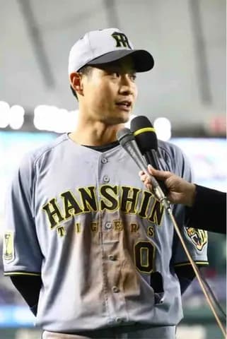 【阪神】代打・木浪聖也執念の勝ち越し打 一塁に頭から飛び込み2走者生還 ベンチはお祭り騒ぎ